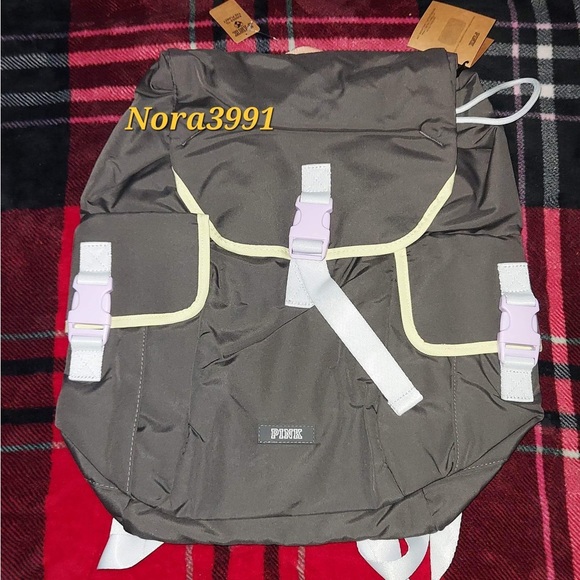 PINK VS Everyday Backpack NWT - Picture 8 of 11